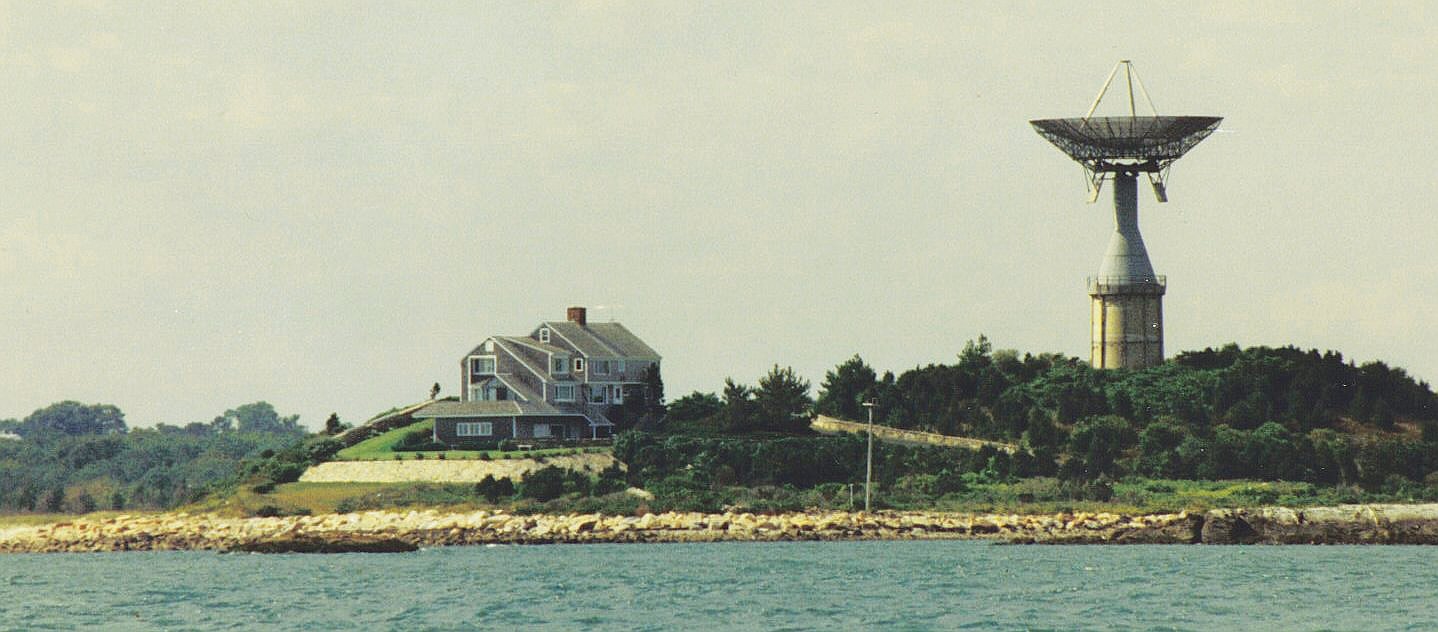 Photo of Round Hill at Buzzards Bay